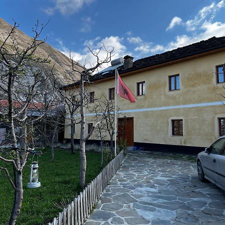 Guest House Sabriu Rabdisht Exterior foto
