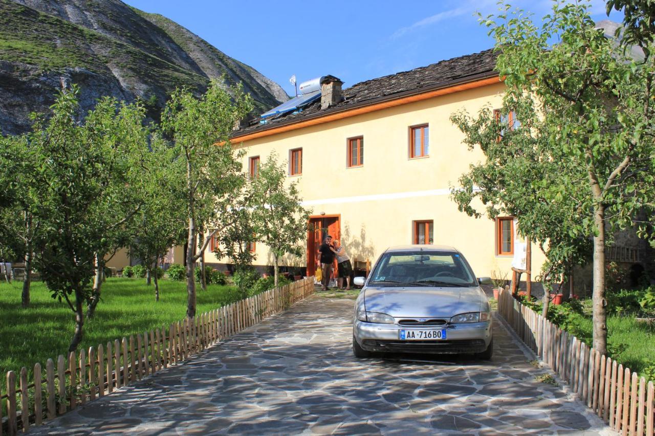 Guest House Sabriu Rabdisht Exterior foto